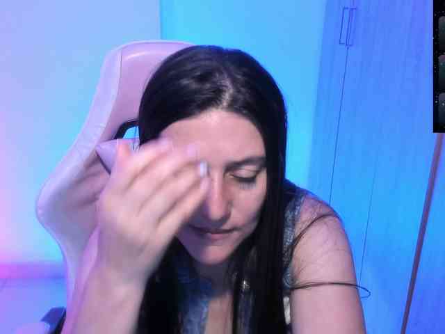 Saskyaajohnson webcam