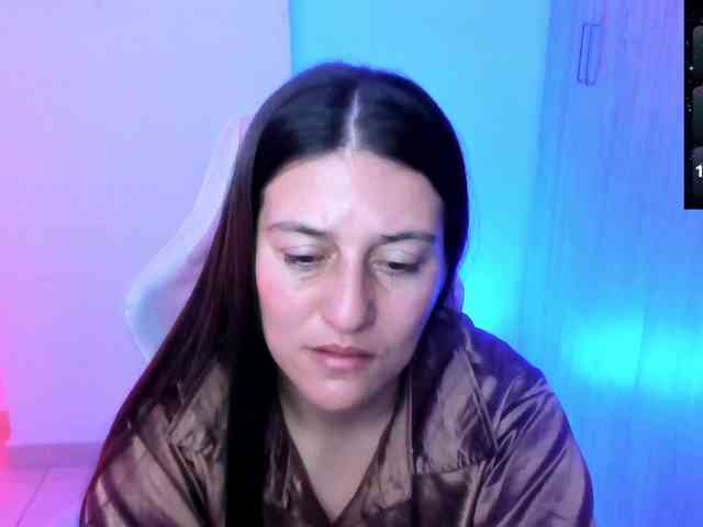 Saskyaajohnson webcam