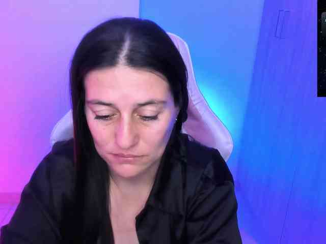 Saskyaajohnson webcam
