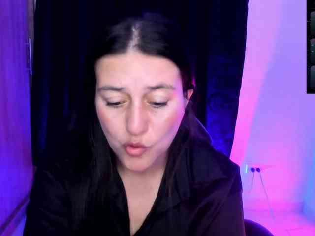 Saskyaajohnson webcam