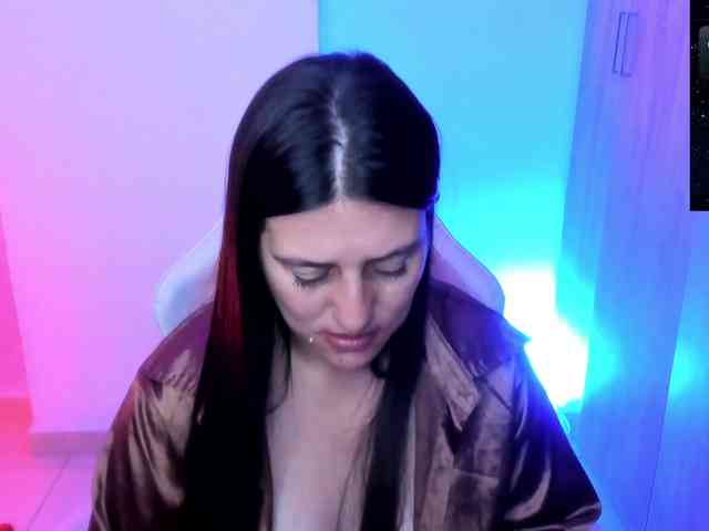 Saskyaajohnson webcam