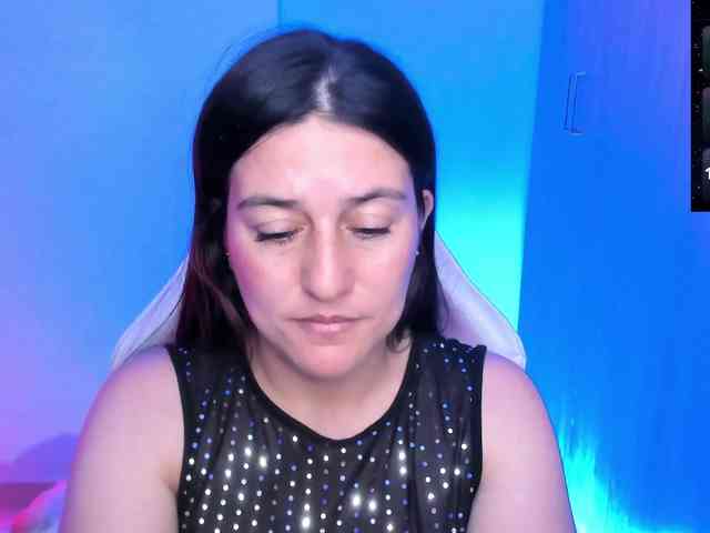 Saskyaajohnson webcam