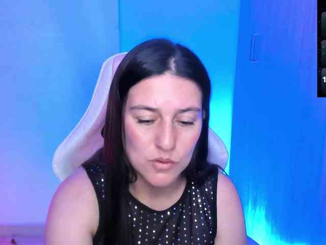 Saskyaajohnson webcam