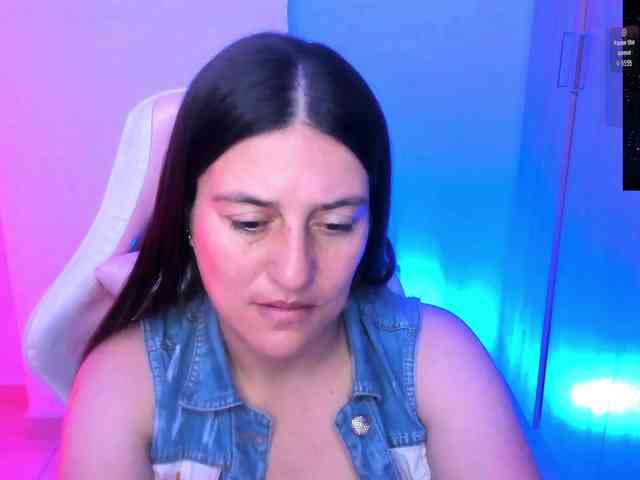 Saskyaajohnson webcam