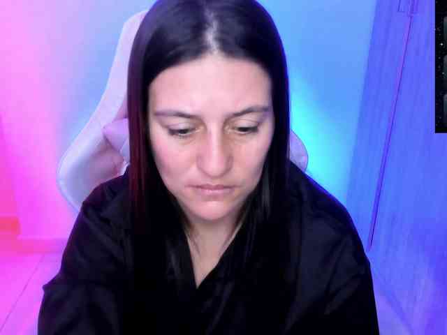 Saskyaajohnson webcam