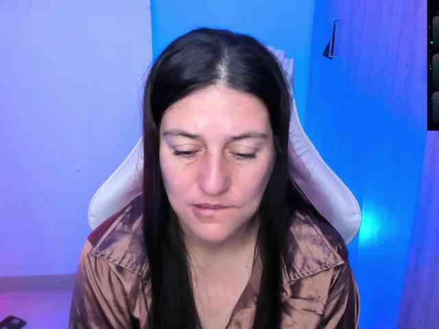 Saskyaajohnson webcam