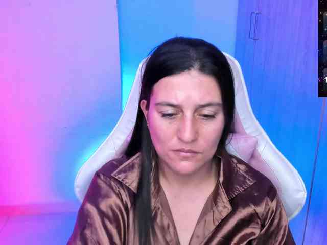 Saskyaajohnson webcam