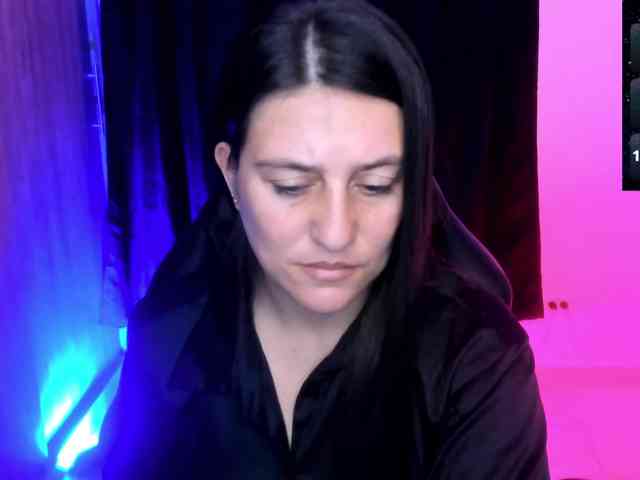 Saskyaajohnson webcam