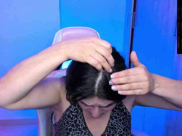 Saskyaajohnson webcam