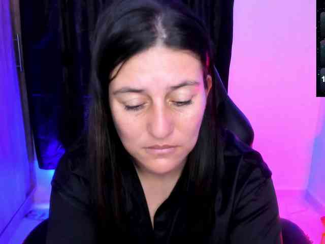 Saskyaajohnson webcam