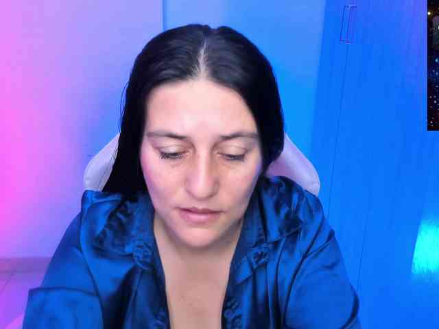 Saskyaajohnson webcam