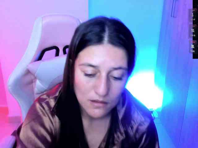 Saskyaajohnson webcam