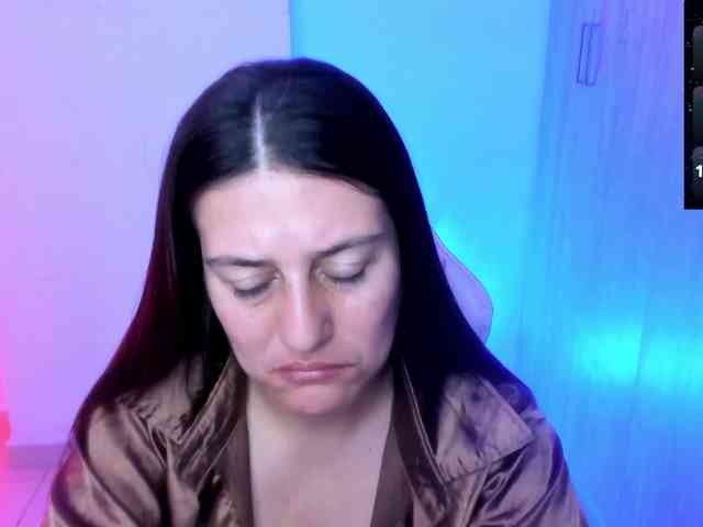 Saskyaajohnson webcam