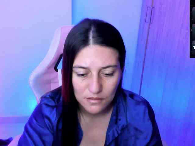 Saskyaajohnson webcam