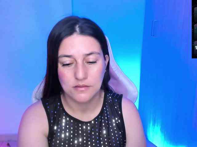 Saskyaajohnson webcam