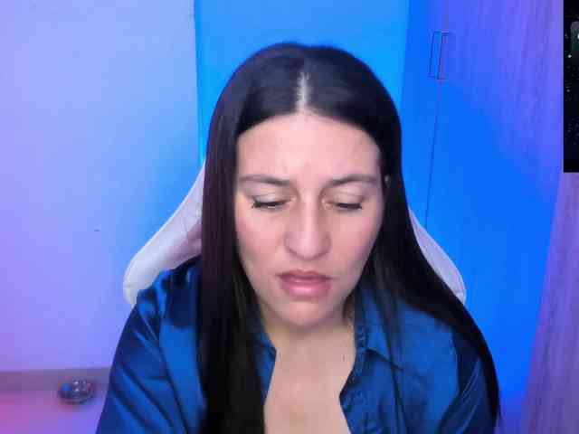 Saskyaajohnson webcam