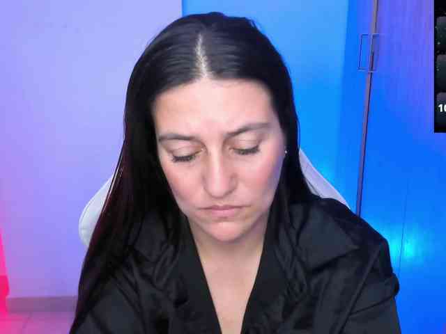 Saskyaajohnson webcam