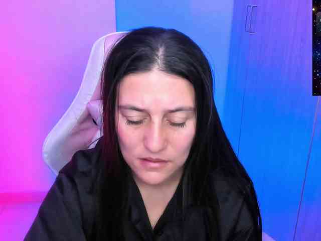 Saskyaajohnson webcam