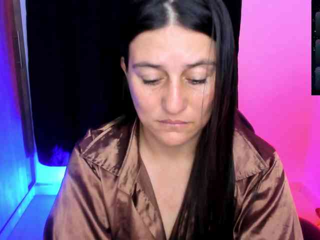 Saskyaajohnson webcam