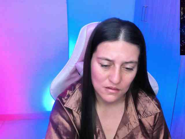 Saskyaajohnson webcam