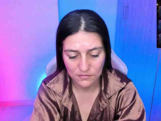 Saskyaajohnson webcam