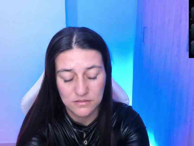 Saskyaajohnson webcam