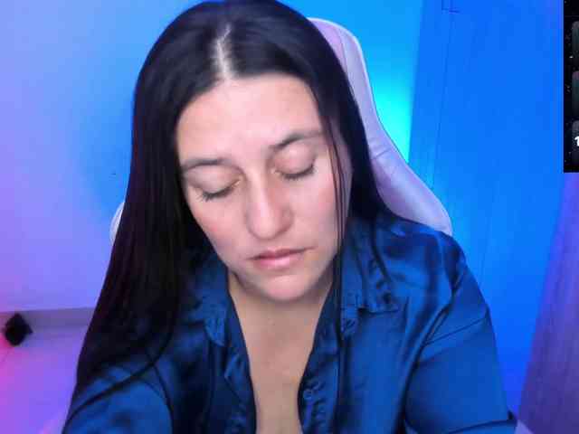 Saskyaajohnson webcam