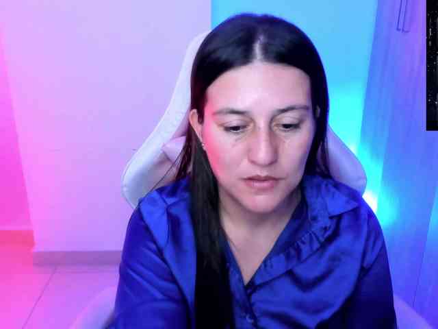 Saskyaajohnson webcam