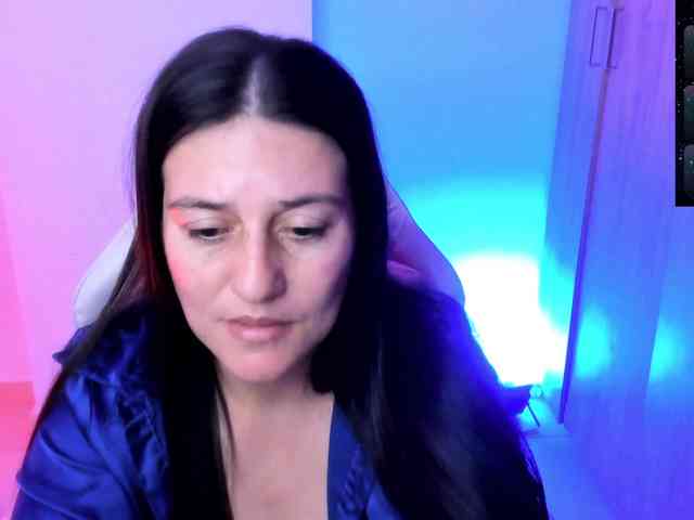 Saskyaajohnson webcam