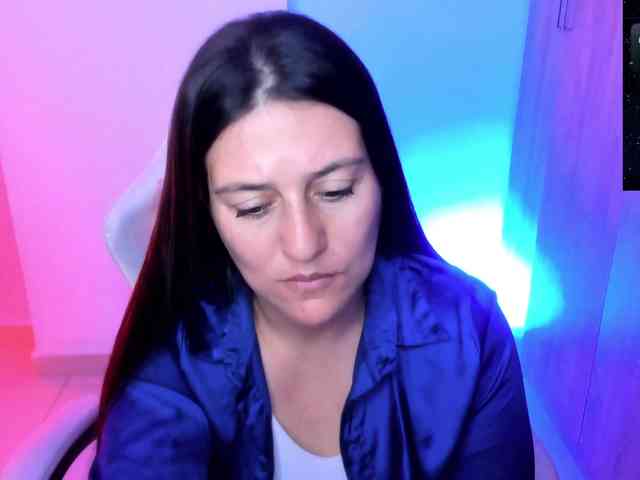 Saskyaajohnson webcam