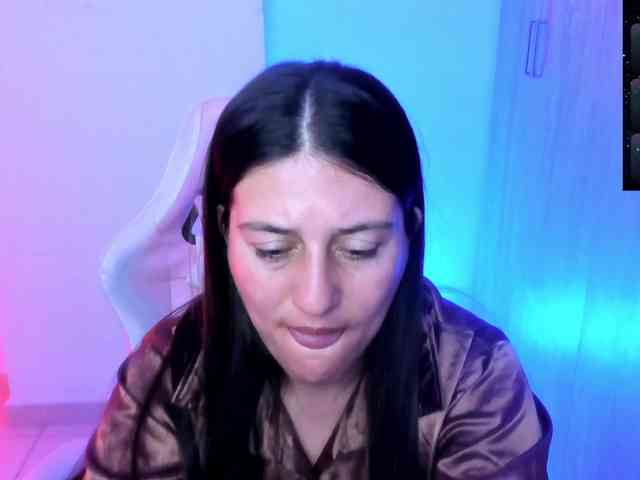 Saskyaajohnson webcam