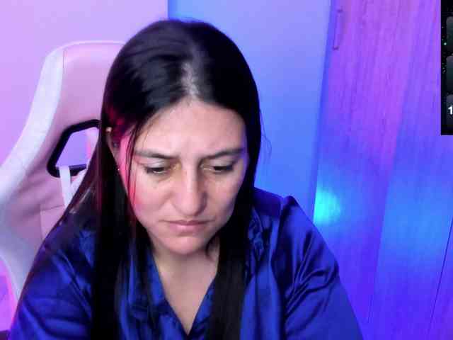 Saskyaajohnson webcam
