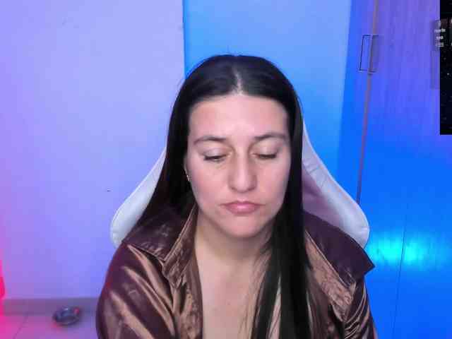 Saskyaajohnson webcam