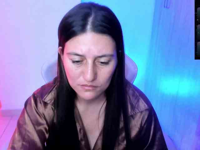 Saskyaajohnson webcam