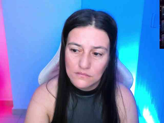Saskyaajohnson webcam