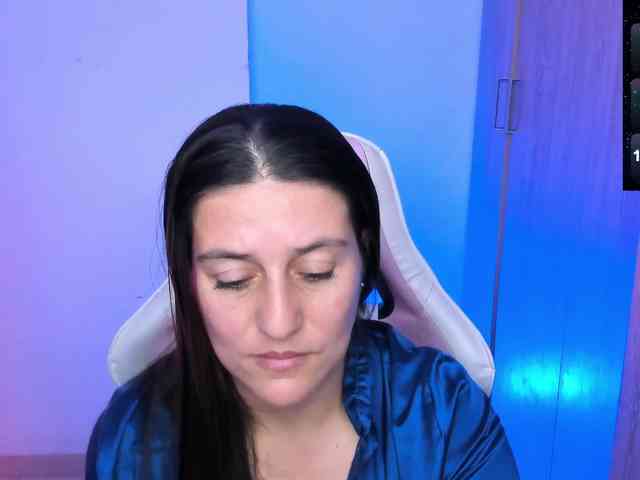 Saskyaajohnson webcam