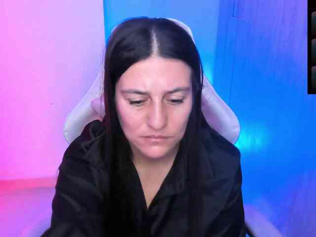 Saskyaajohnson webcam