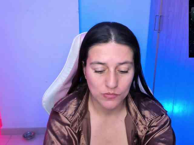 Saskyaajohnson webcam