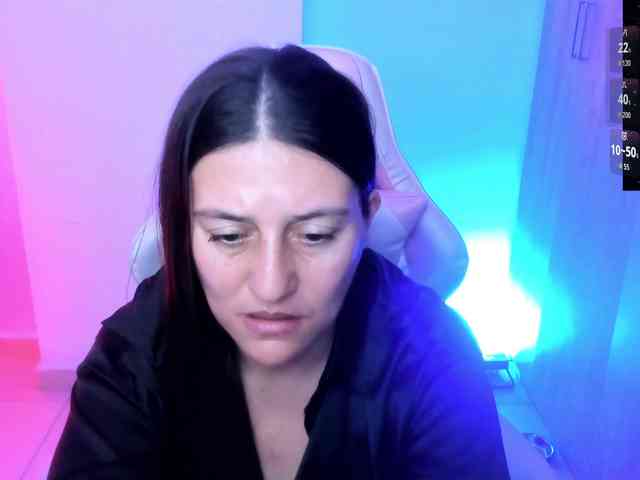 Saskyaajohnson webcam