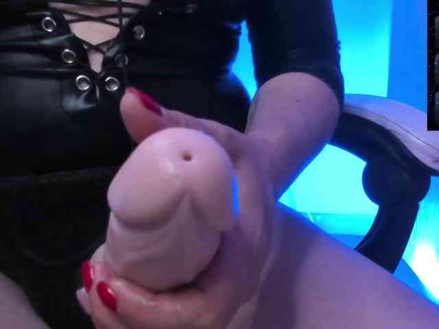Saskyaajohnson webcam