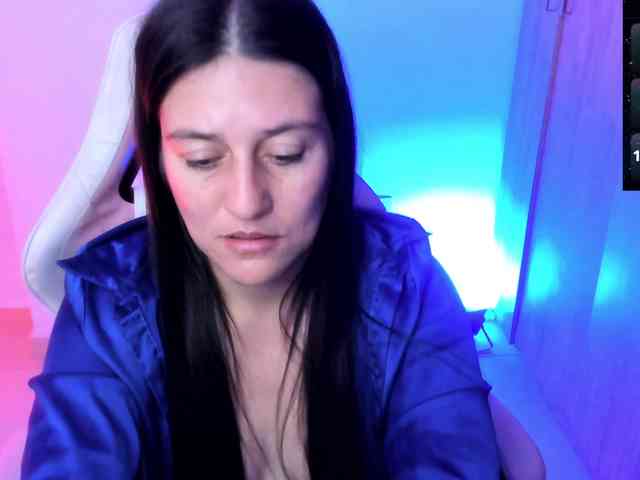 Saskyaajohnson webcam