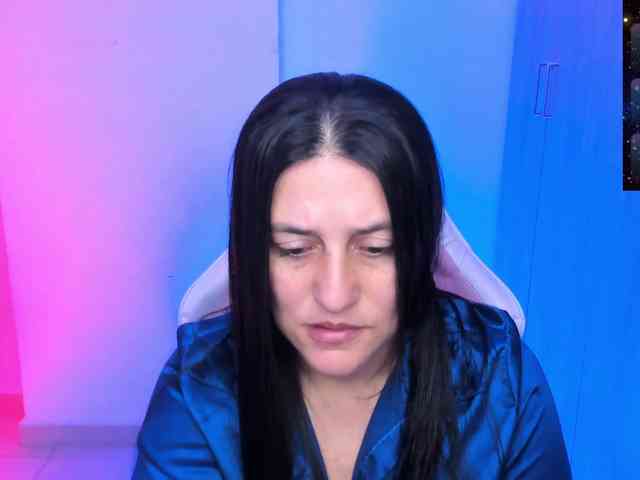 Saskyaajohnson webcam