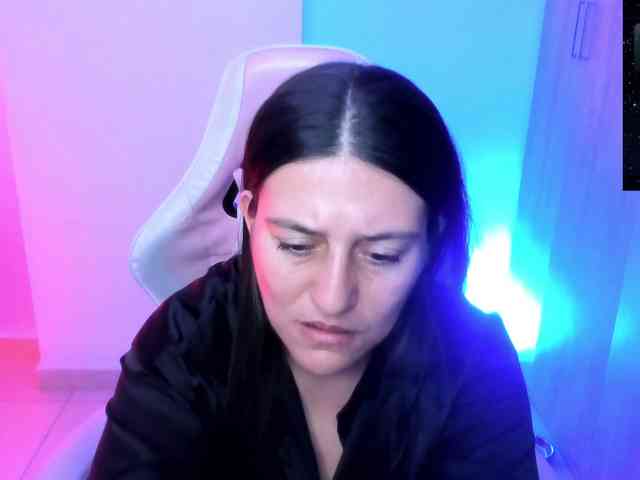Saskyaajohnson webcam