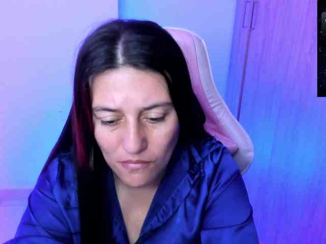 Saskyaajohnson webcam
