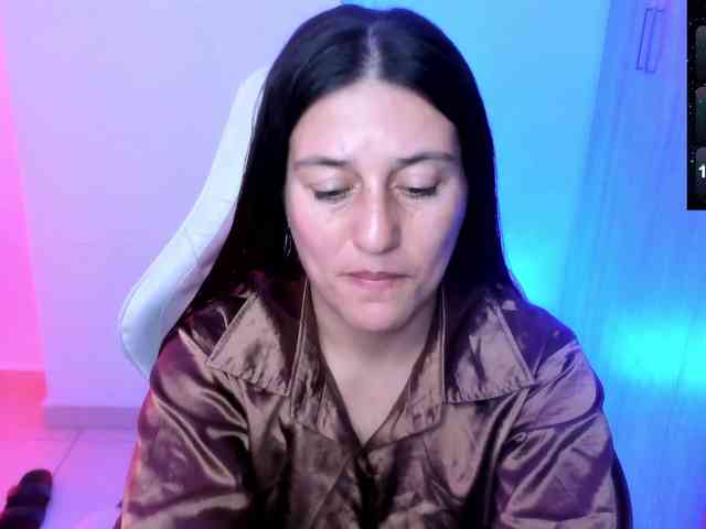 Saskyaajohnson webcam