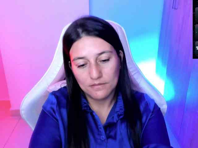 Saskyaajohnson webcam