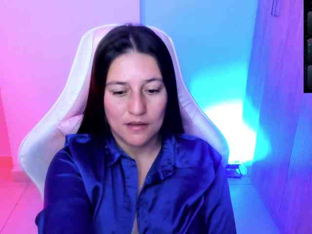 Saskyaajohnson webcam