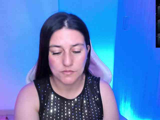 Saskyaajohnson webcam
