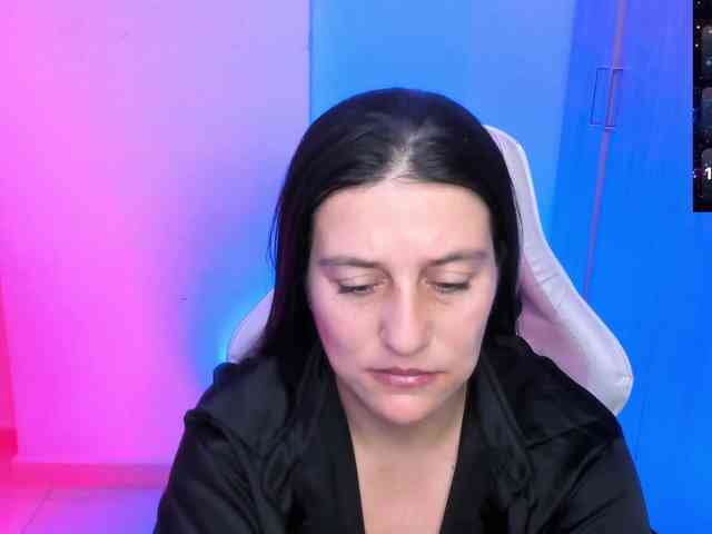 Saskyaajohnson webcam