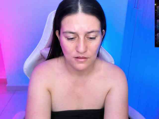 Saskyaajohnson webcam